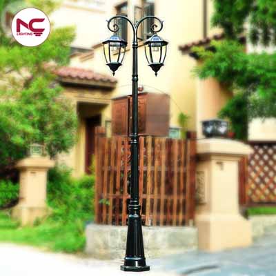 Cột đèn sân vườn DC11
