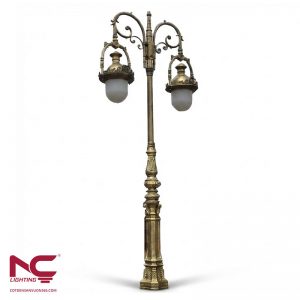 Cột đèn sân vườn Sư Tử