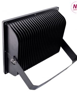 bộ-tản-nhiệt-đèn-pha-3