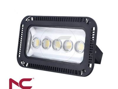 Đèn pha led 250W PNC40