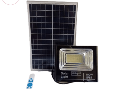 Mẫu đèn pha năng lượng mặt trời pnc-31