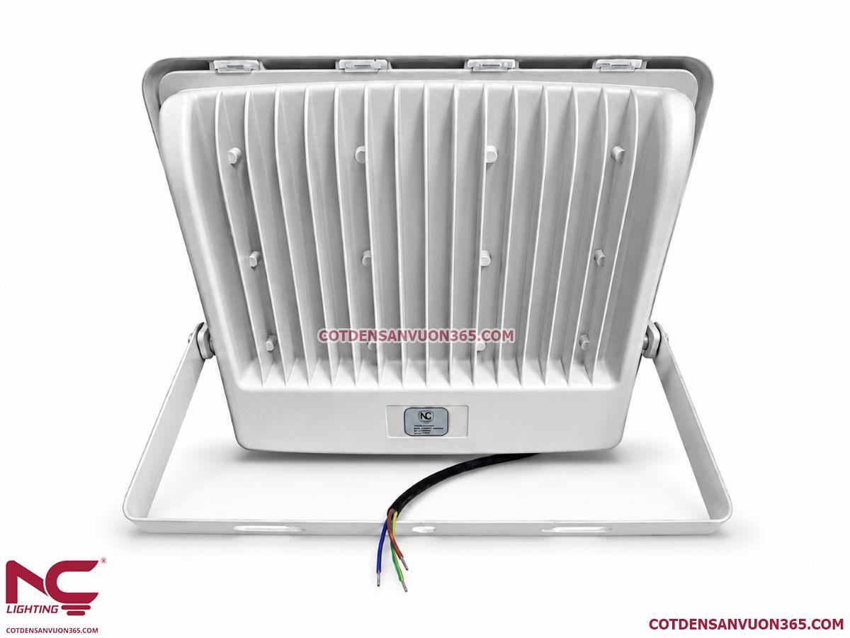 Đèn Pha Led PNC-54 từ 50W đến 200W 23 Đèn pha led PNC 54