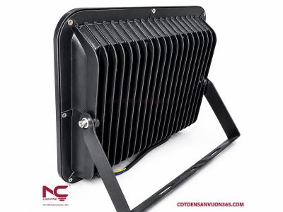 Đèn Pha Led Cao Áp PNC50 18 Đèn Pha Led Cao Áp PNC50