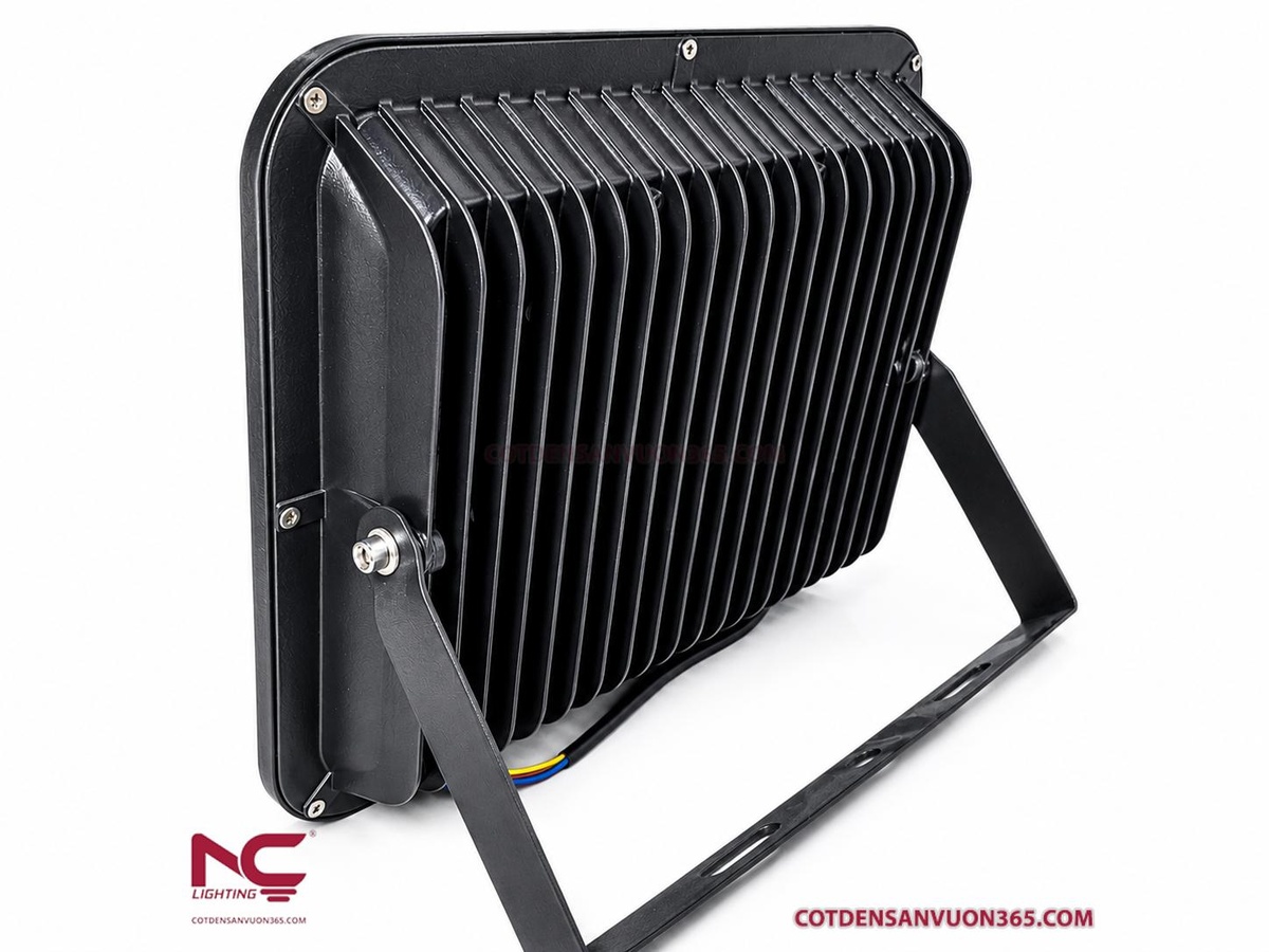 Đèn Pha Led Cao Áp PNC50 6 Đèn Pha Led Cao Áp PNC50