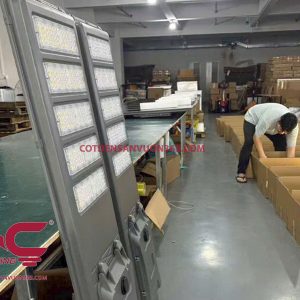 Đèn năng lượng mặt trời liền thể LNC107