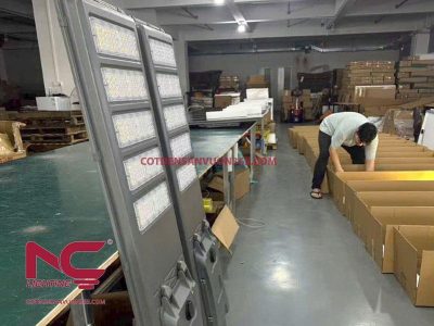 Đèn năng lượng mặt trời liền thể LNC107