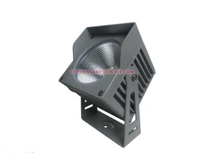 Đèn Rọi Cột Vuông Xám NCRCVX