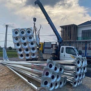 cột đèn chiếu sáng ngoài trời