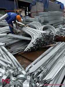 xe vào bể mạ bốc lô 93 bộ cần xà đi lào Cai_1